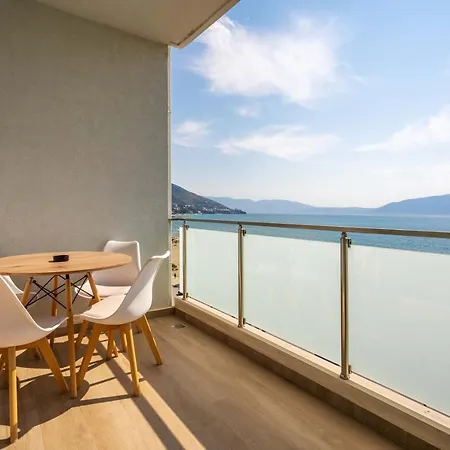 Sea View 2+1 Italian Consulate Daire